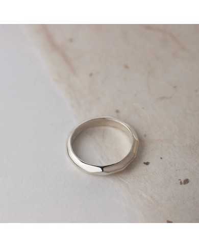 anello in argento anello in argento